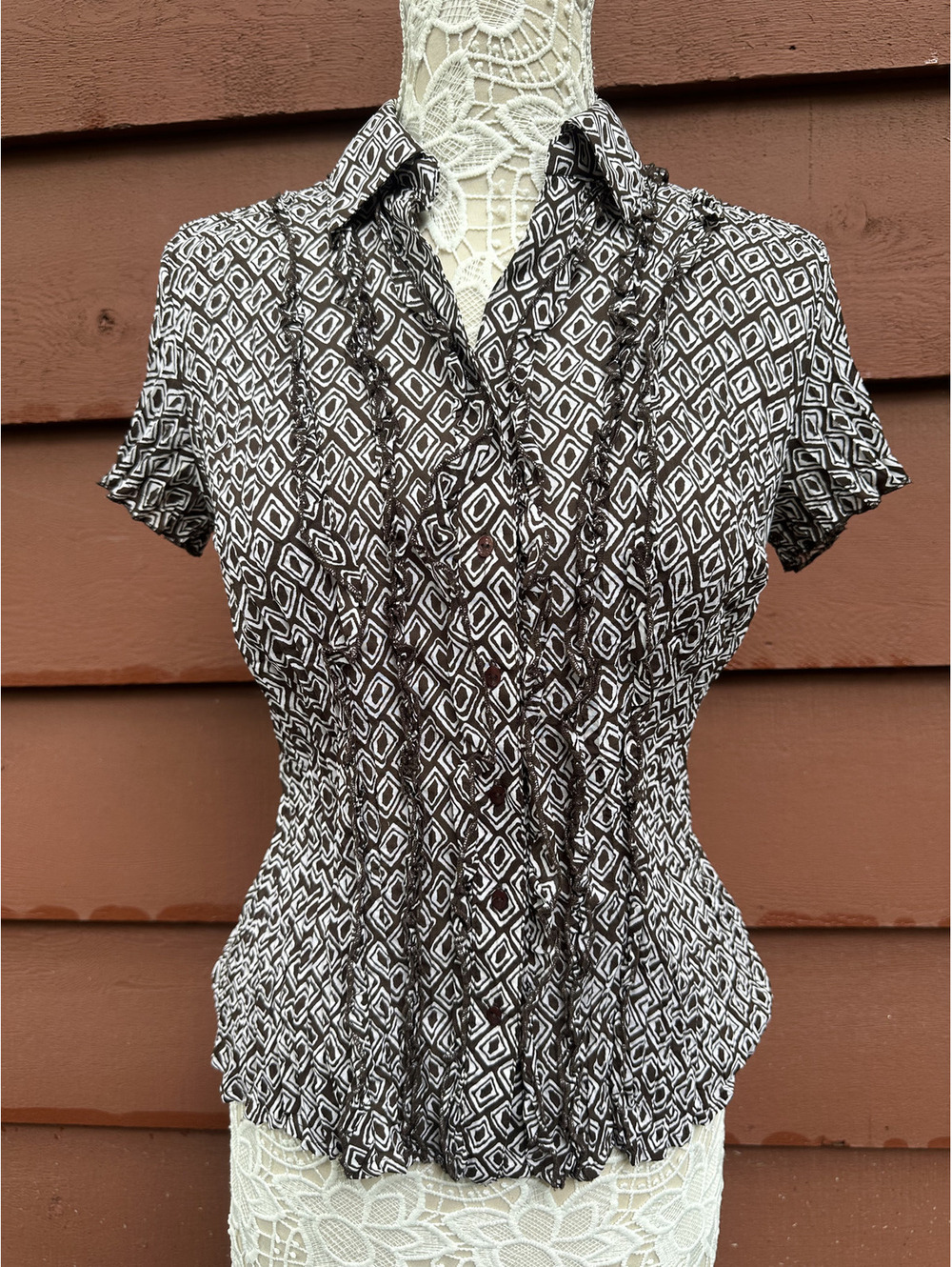 east 5th Black and White Geometric Print Button Up Blouse